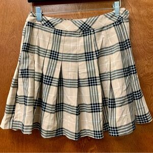H&M plaid pleated short skirt